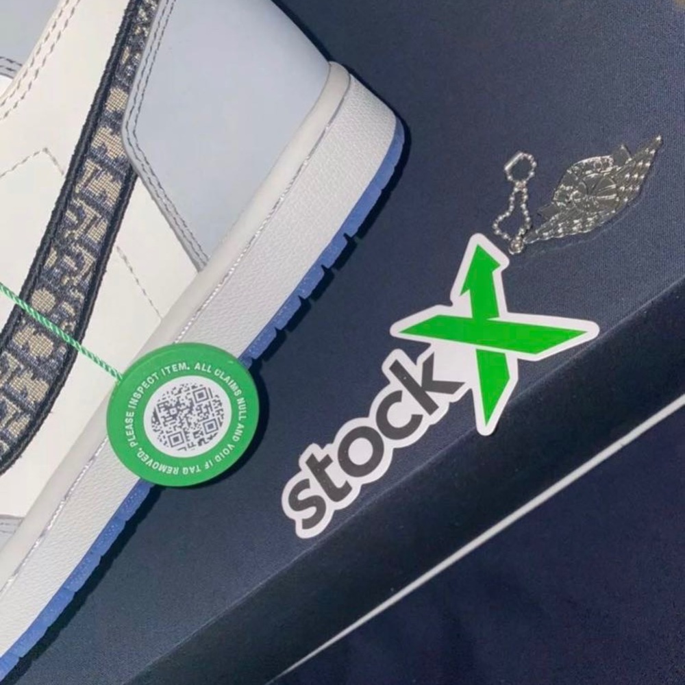 Jordan 1 Retro Diors - Picture 5 of 8